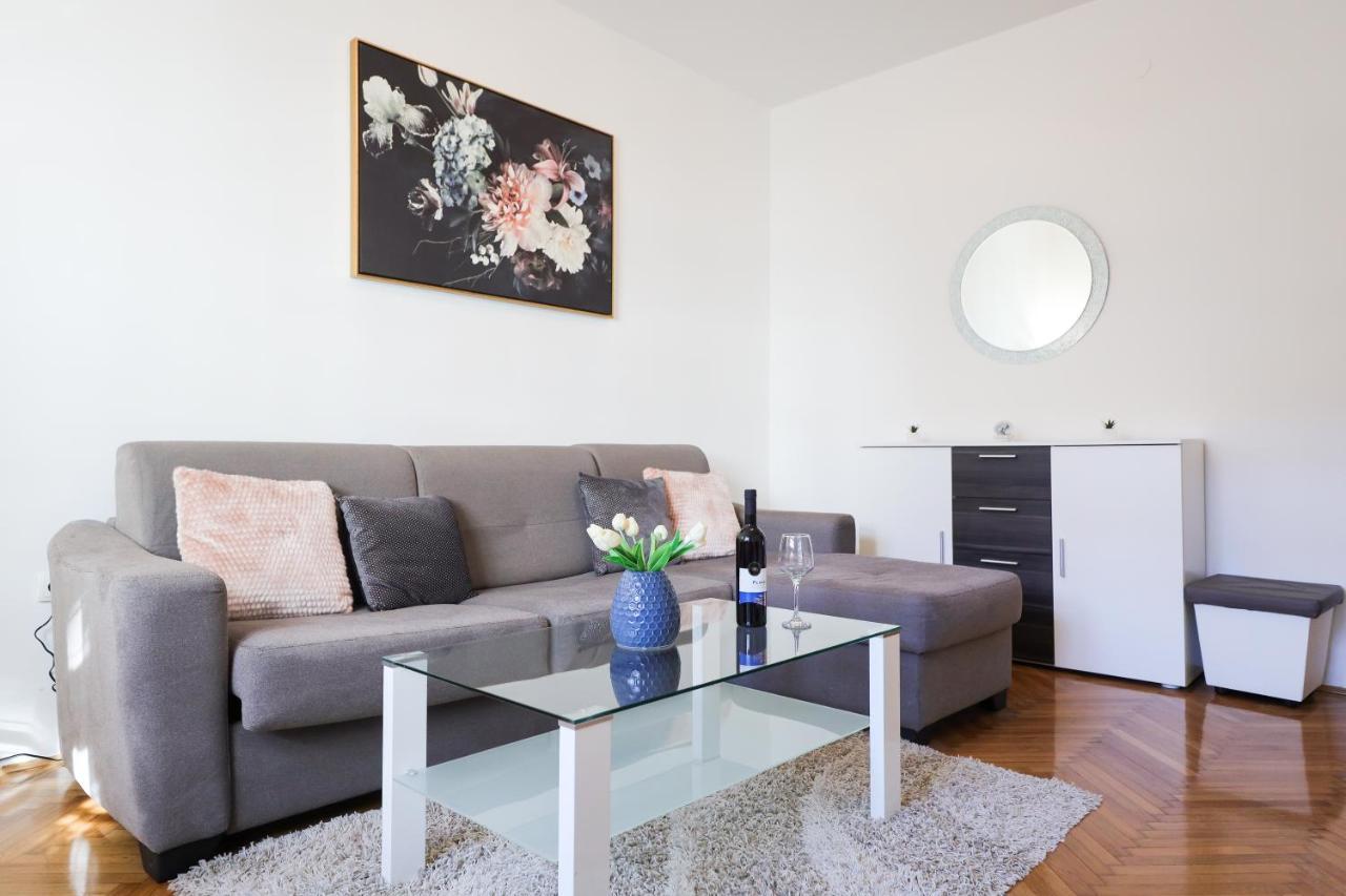 Appartement Zara City Center Extérieur photo